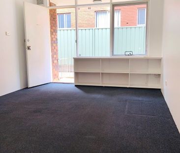 Two Bedroom Unit in Boutique Unit Block - Photo 1