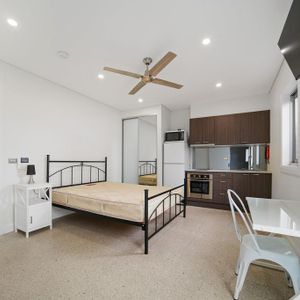 Lewisham Lodge Apartment - Photo 2