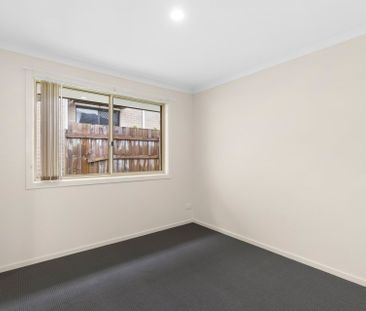 Low Maintenance Convenient Location! - Photo 3