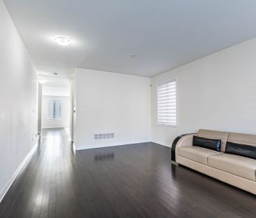 For Lease - 11 SPOKANNE Street, Brampton, Ontario - Photo 3