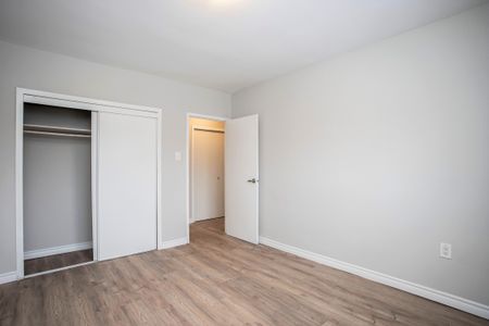 Huron Gardens Apartments - Photo 3