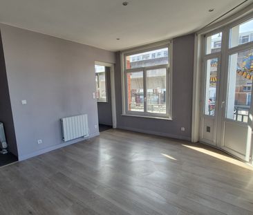 Location Appartement 3 pièces 47m² LILLE 59000 - Photo 5