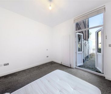 Hillfield Road - Photo 4