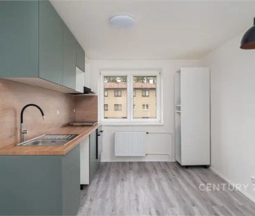 Nabídka pronájmu atraktivního bytu 2+1 po rekonstrukci s balkonem a... - Фото 6