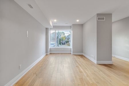 507 Churchill Avenue North - 1 - Photo 2