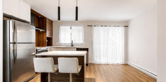 4½ Tranquille Rénové | WiFi, Rangement Et Surveillance 24h - Photo 3