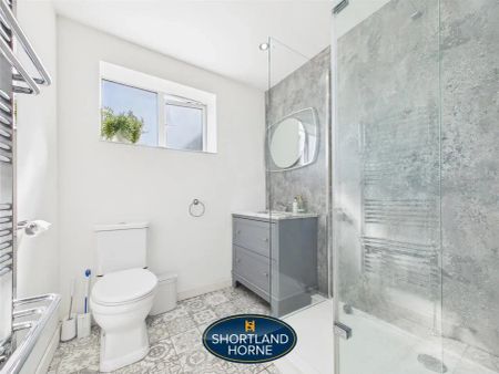 Lollard Croft, Cheylesmore, Coventry - Photo 2