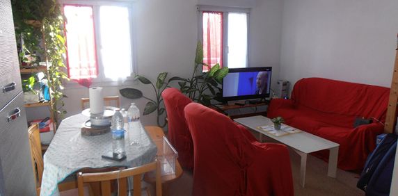 Location Appartement 2 pièces 44m² - Photo 2