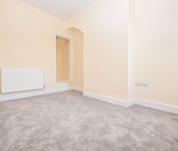 2 bedroom terraced house - Photo 4