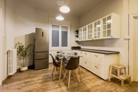 Cozy interior room in Barcelona - Photo 5