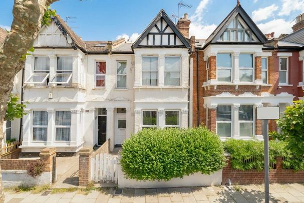 St. Johns Avenue, NW10, London - Photo 1