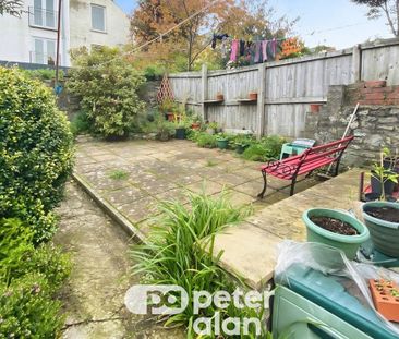 2 bedroom flat to rent - Photo 6