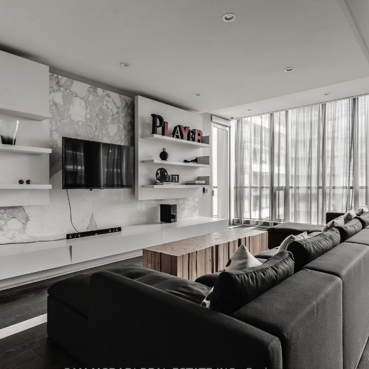 CHARLIE CONDOS - Photo 1