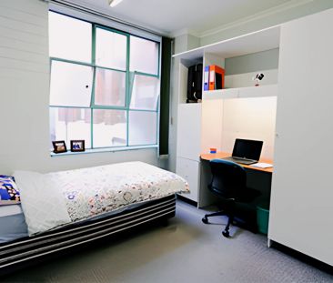 2 Bedroom Apartment Private single room - Photo 2