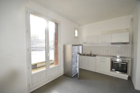 Location Appartement 2 pièces 45m² ST LO 50000 - Photo 2
