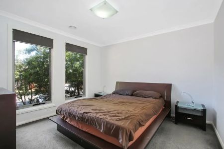 Modern Family Living in a Peaceful Thurgoona Location - Photo 5