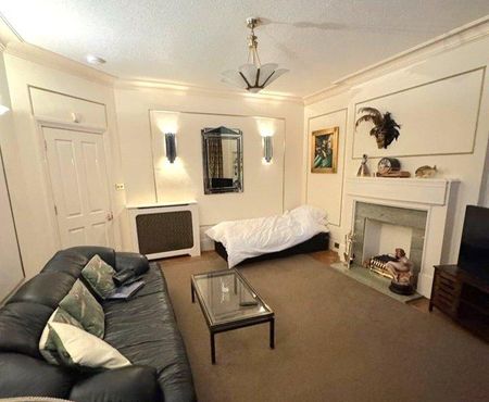 House share to rent - Photo 2