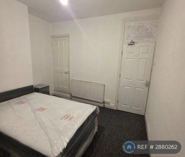 4 bedroom terraced house to rent - Photo 4