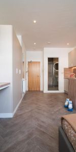 Armada House, New Spacious Studio, Plymouth - Photo 3