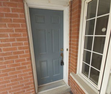 For Lease - 830 Avonshire Court Unit# Upper and main, Mississauga, ... - Photo 5