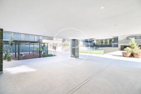 Penthouse for rent in Finestrelles - Photo 4