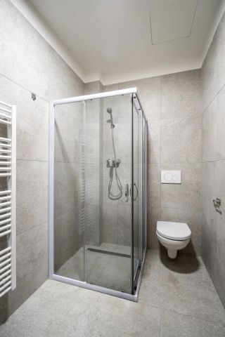 Prostorný byt 1+kk, 34 m - Fotografie 3