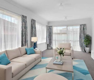 Newly Refurbished and Family-Ready - Photo 5