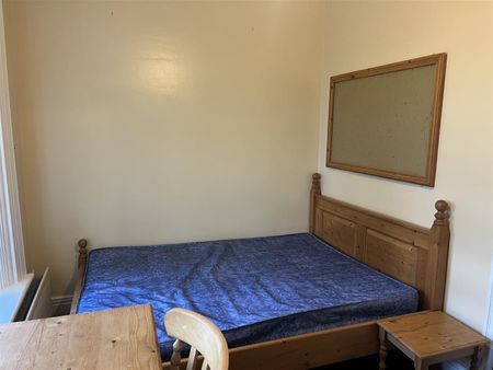 George House, 36 Osborne Road - Photo 4