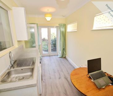 3 bedroom end of terrace house to rent - Photo 4