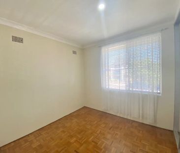 “Renovated Unit - Short walk to all!” - Photo 6