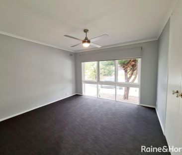 AS GOOD AS NEW - Photo 4