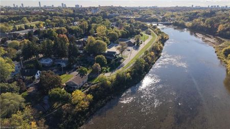 For Lease - 24 Prince Street, Waterloo, Ontario - Photo 4