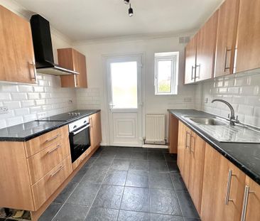 2 bedroom house to rent - Photo 2