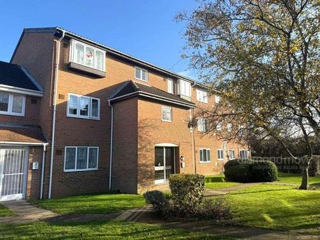 Pickwick Close, Hounslow, TW4 - Photo 5