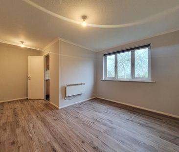 Gartons Close, Enfield EN3, London - Photo 3