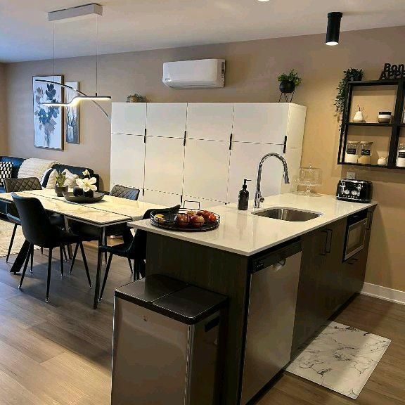 condo 4 1/2 à louer - Photo 1