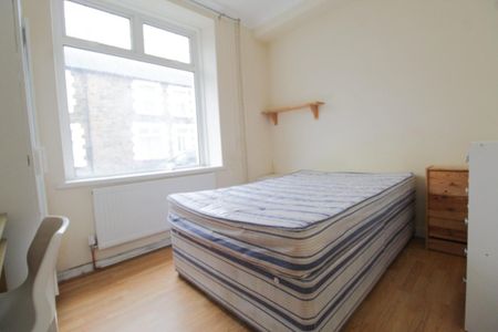 King Street, Treforest, Pontypridd - Photo 3