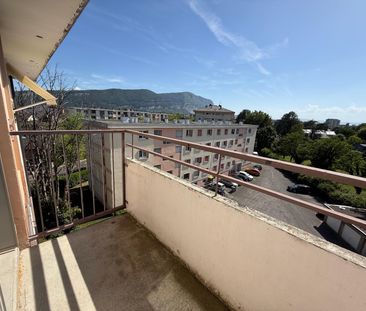 Location Appartement 1 pièce 34m² - Photo 4