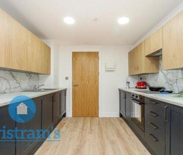 1 bedroom in a house share to rent - Photo 6