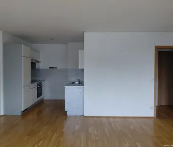 Wohnung im 4. Liftstock - traumhafter Ausblick zur Donau! - Photo 2