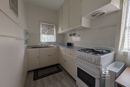 FULLY FURNISHED UNIT - Photo 4