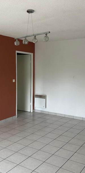 Location Appartement 2 pièces 46m² LA GORGUE 59253 - Photo 1