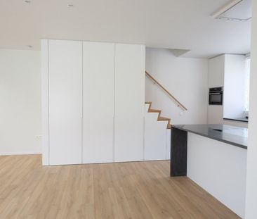 Nieuwe moderne energiezuinige woning met hoogstaande afwerking - Photo 5