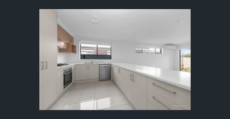 3 bedroom in Edenbrook! - Photo 5