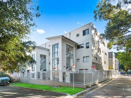 41/110 Wellington Street, Waterloo NSW 2017 - Apartment For Rent | Domain - Photo 2