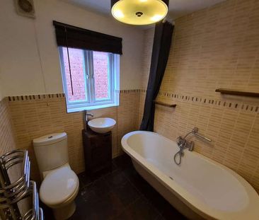 Reilly Street, Hulme, Manchester, M15 - Photo 3