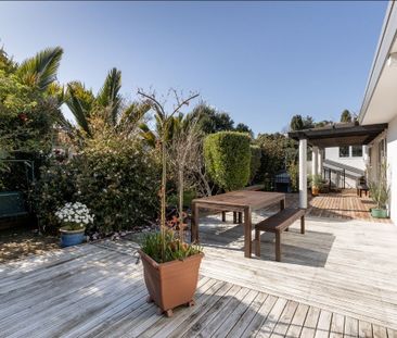 Welcome Bay Immaculate Home - Welcome Bay - Photo 3