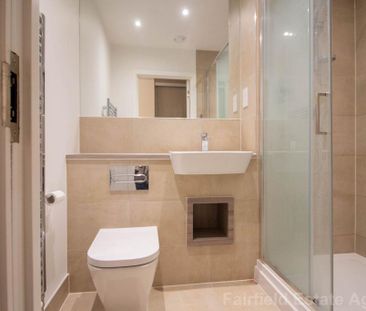 2 bedroom flat to rent - Photo 6