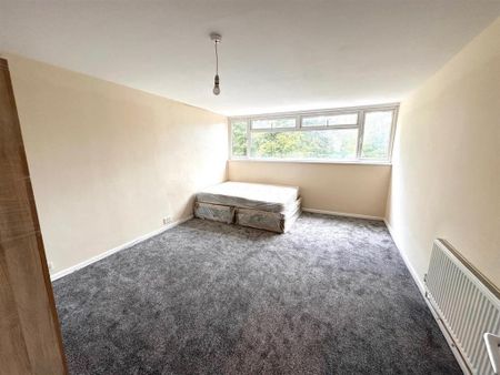 4 bedroom terraced house to rent - Photo 3