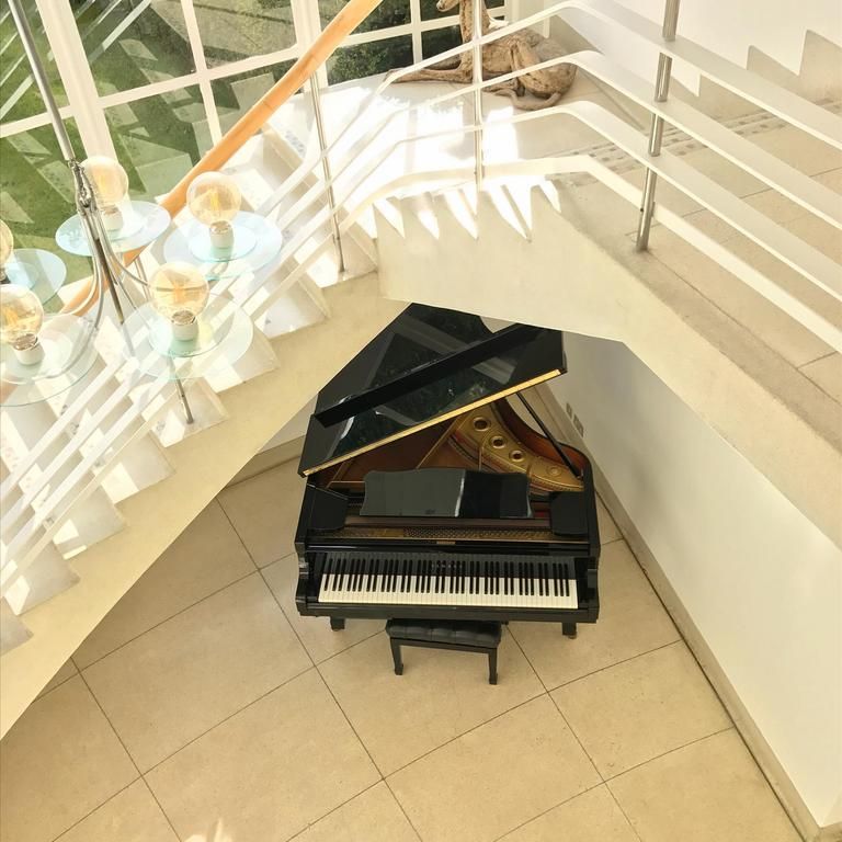6 bedroom detached house to rent - Photo 1